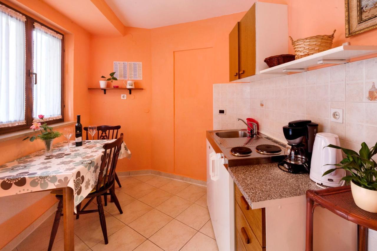Apartment Brle Porec Exterior photo