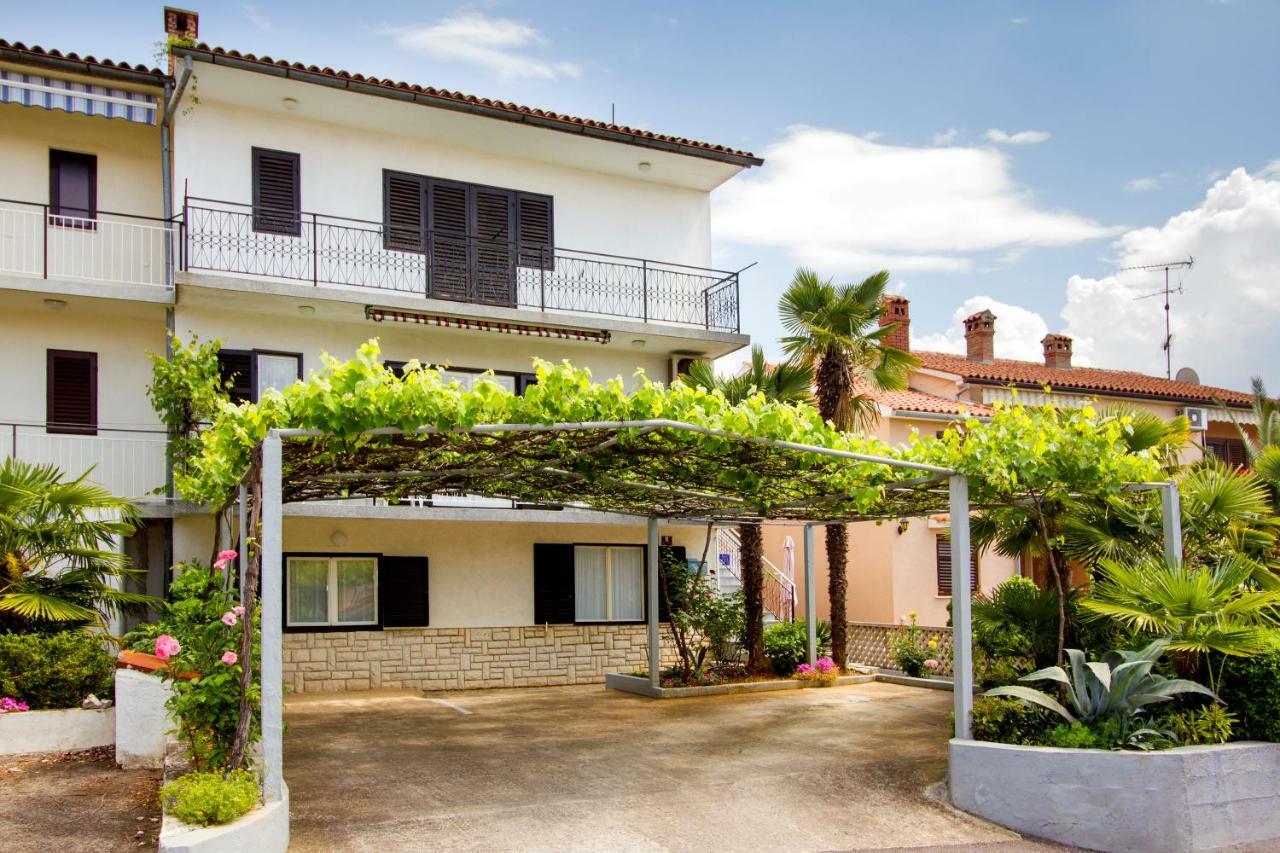 Apartment Brle Porec Exterior photo